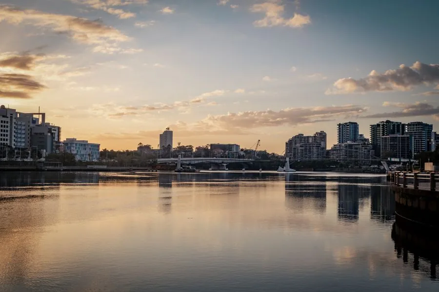 Sunrise over the Brisbane River and city skyline, Queensland